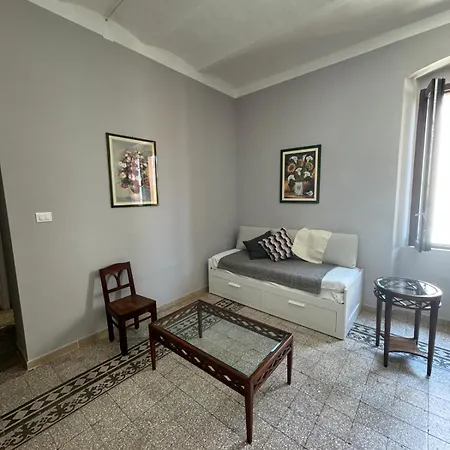 Sestilio's House 2 Apartment *